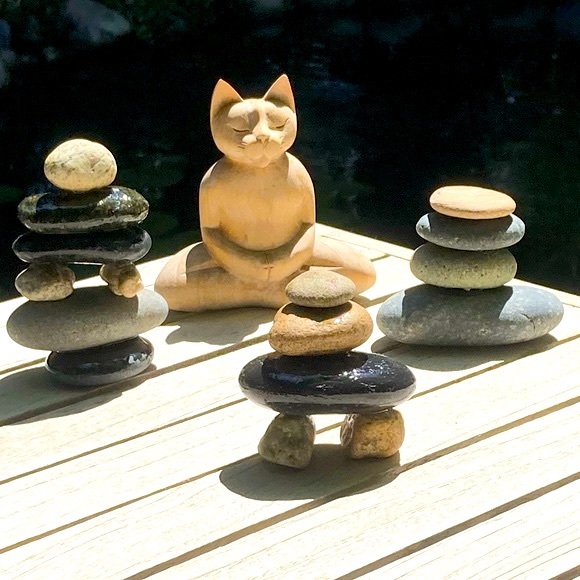 Balanced Stones Hand Crafted Rock Art Natural Earth Tones Garden New - Picture 4 of 13